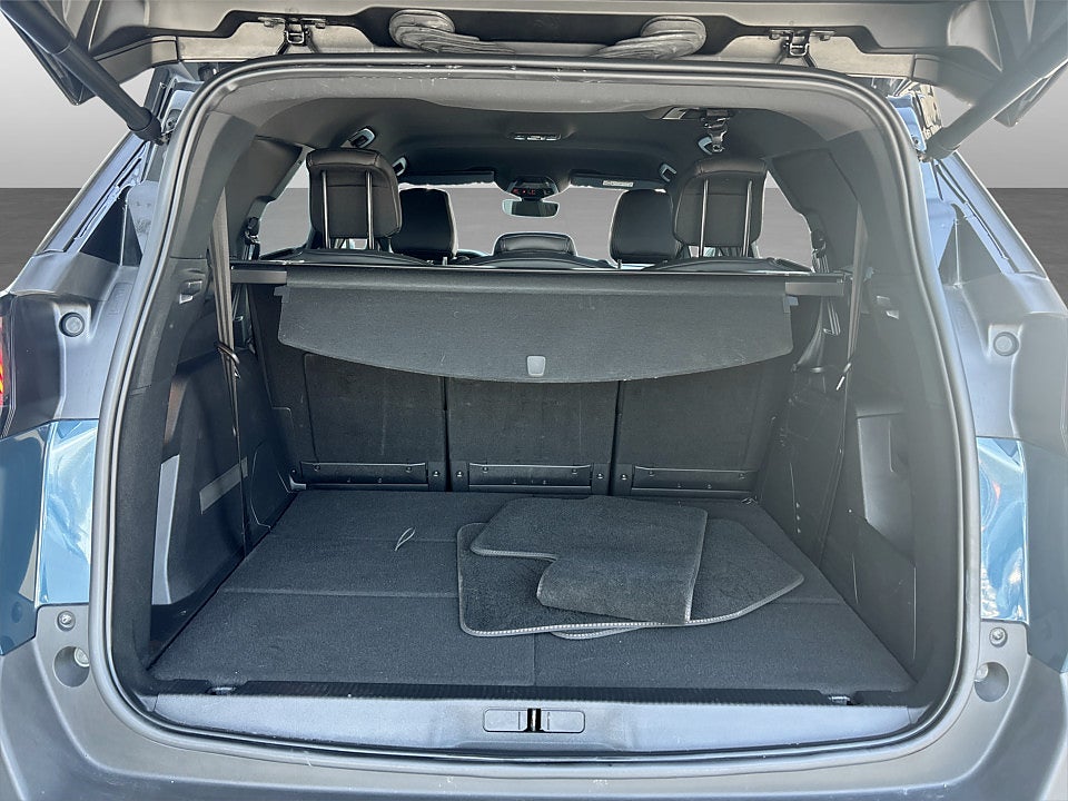 Bild på Peugeot 5008 GT 1.2 PT 130hk Aut 7-SITS B-KAMERA CARPLAY