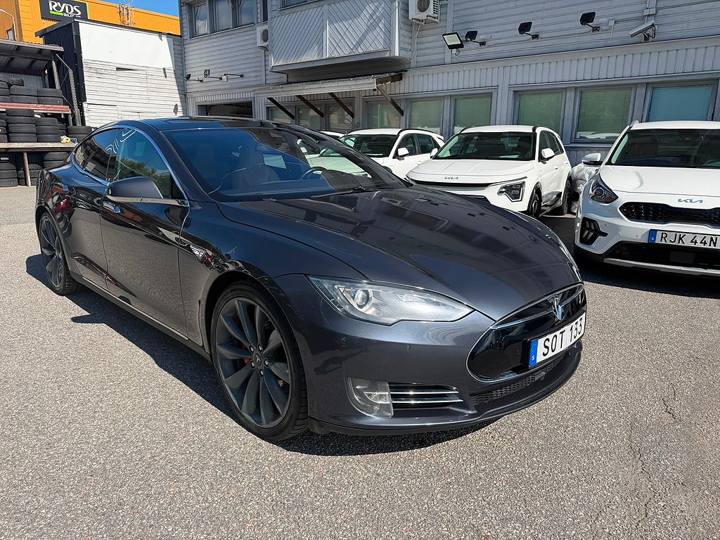 Tesla Model S P85D, 511hk, 2015
