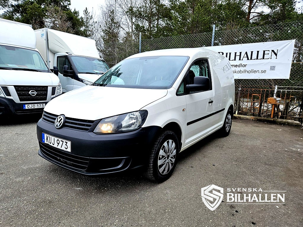 Volkswagen Caddy 1.6 TDI AUT Momsbil Diselvärmare Drag S-V Hjul Euro 5