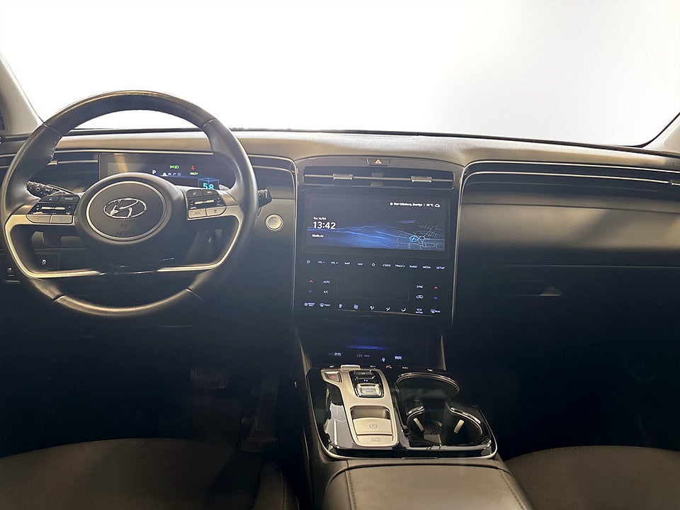 Bild på Hyundai Tucson Essential HEV 1.6 GDI 230hk Aut B-KAMERA NAVI