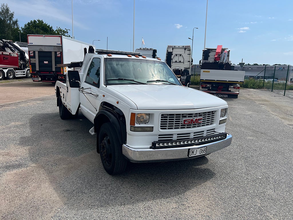 GMC SIERRA C3500 HD Garagebärgare