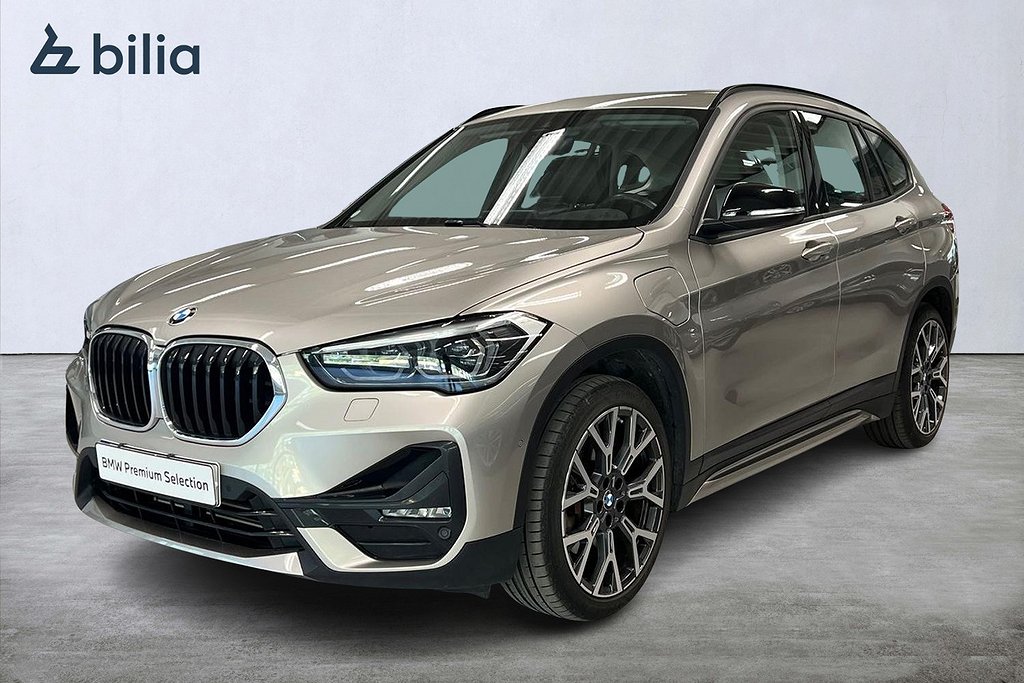 BMW X1 xDrive25e Sportline | Panorama | Adaptiva Led | Backkamera