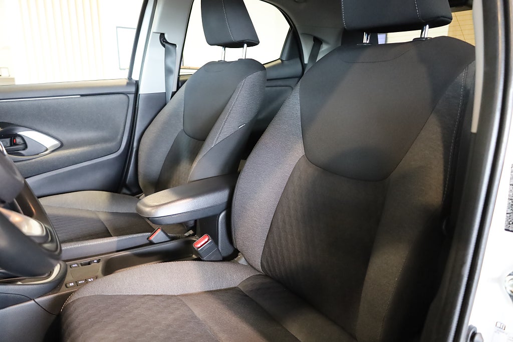 Toyota Yaris 1,5 Hybrid CVT Active Plus Kamera 2021