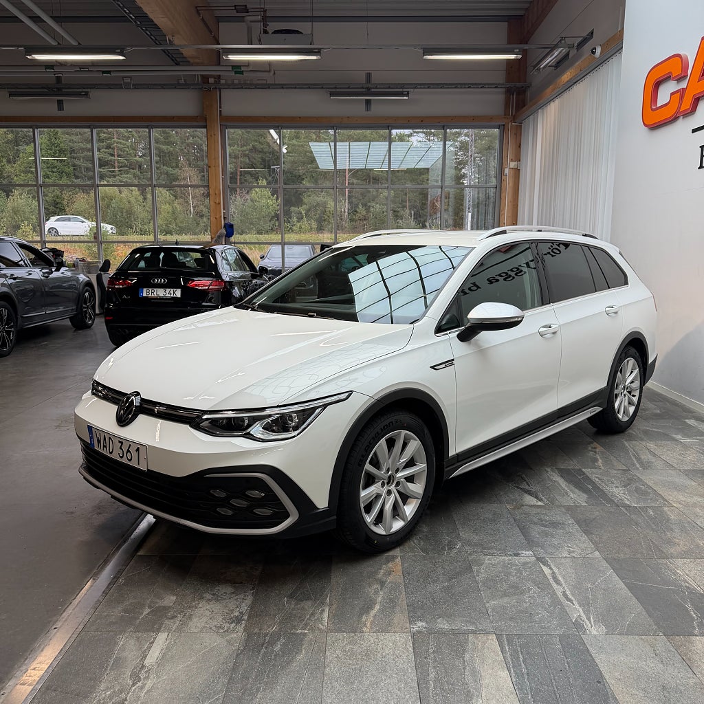 Volkswagen Golf Alltrack 2.0 TDI 4M Alltrack Cockpit Backkamera Värmare Dra