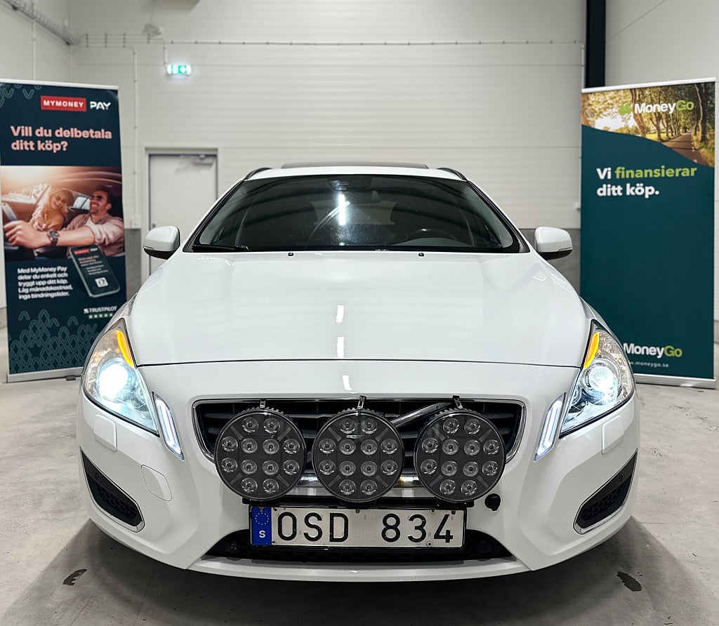 Volvo V60 D4 AWD Geartronic Momentum Business Edition Pro Euro 5