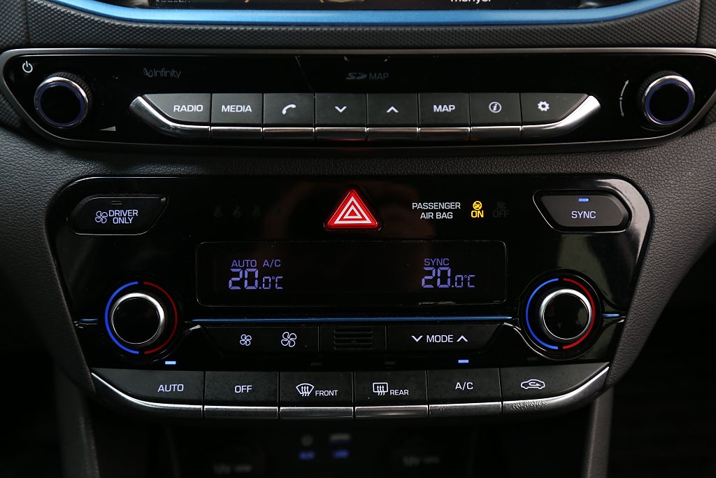 Hyundai IONIQ Hybrid 1,6 GDI 141hk Premium Plus Eco Aut 2017