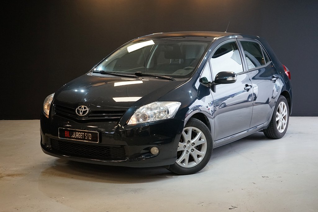 Toyota Auris Automat/ Endast 12300mil!!/ 1 tidigare ägare!!