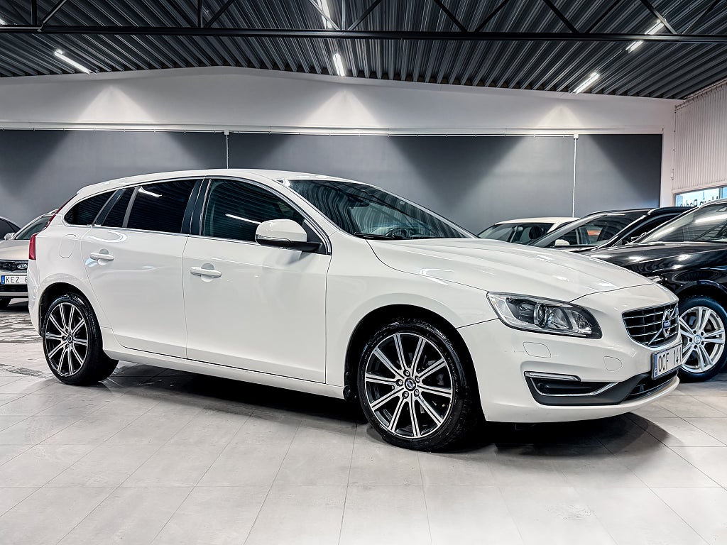 Volvo V60 D4 Momentum 5-Cyl Kamrem Bytt Servad Skinn Drag