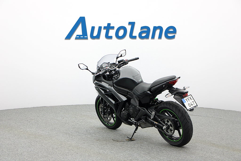 Kawasaki Ninja ER-6f *Endast 241Mil! Nyservad Nya däck