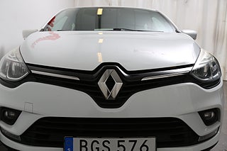 Halvkombi Renault Clio 5 av 24