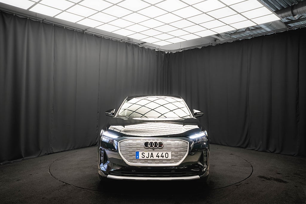Audi Q4 E-Tron 45 Sportback QUATTRO ADVANCED DRAG 360° 1-ÄGARE MOMS