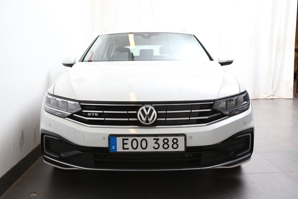 Volkswagen Passat Sportscombi GTE 218hk DSG Värmare Drag 2020