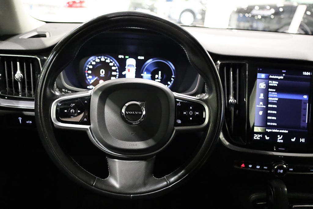 Volvo V60 Recharge T6 AWD Momentum Advanced Aut Pilot assist 2020