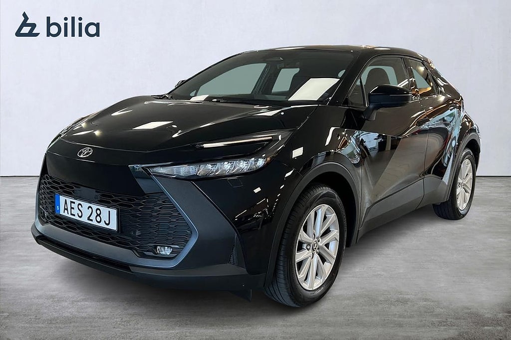 Toyota C-HR 2,0 Laddhybrid Active Värmare Moms