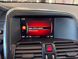 Volvo XC60 D4 AWD Geartronic Classic Summum S&V/Pano/Kamera/Dvärm – bild 19