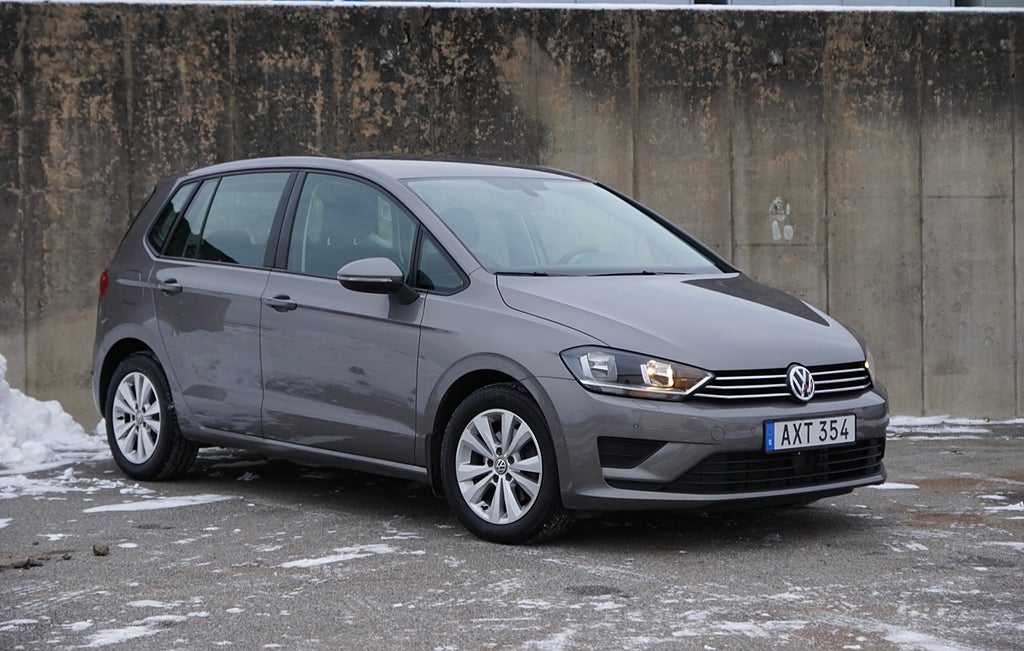 Volkswagen Golf Sportsvan 1.6 TDI DSG|Låga Mil|Kamera|Drag|1Ägare|