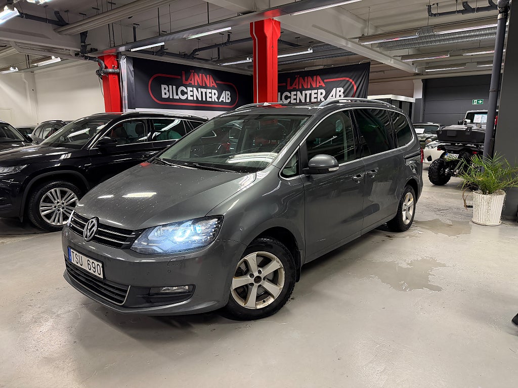 Volkswagen Sharan 2.0 TDI 4M 7-sits Drag Kamera Pano Navi SoV