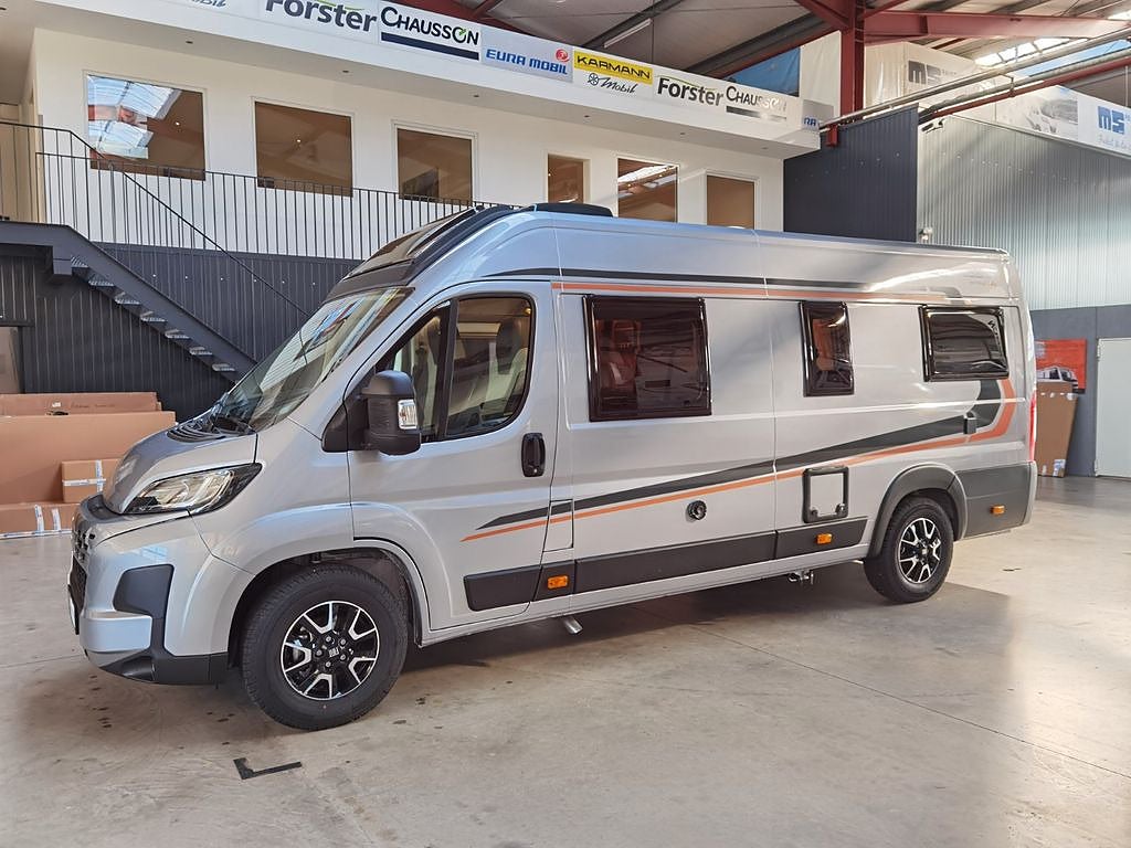 Weinsberg 630  Carabus ME Edition Fire , automat,  långbädd thumbnail