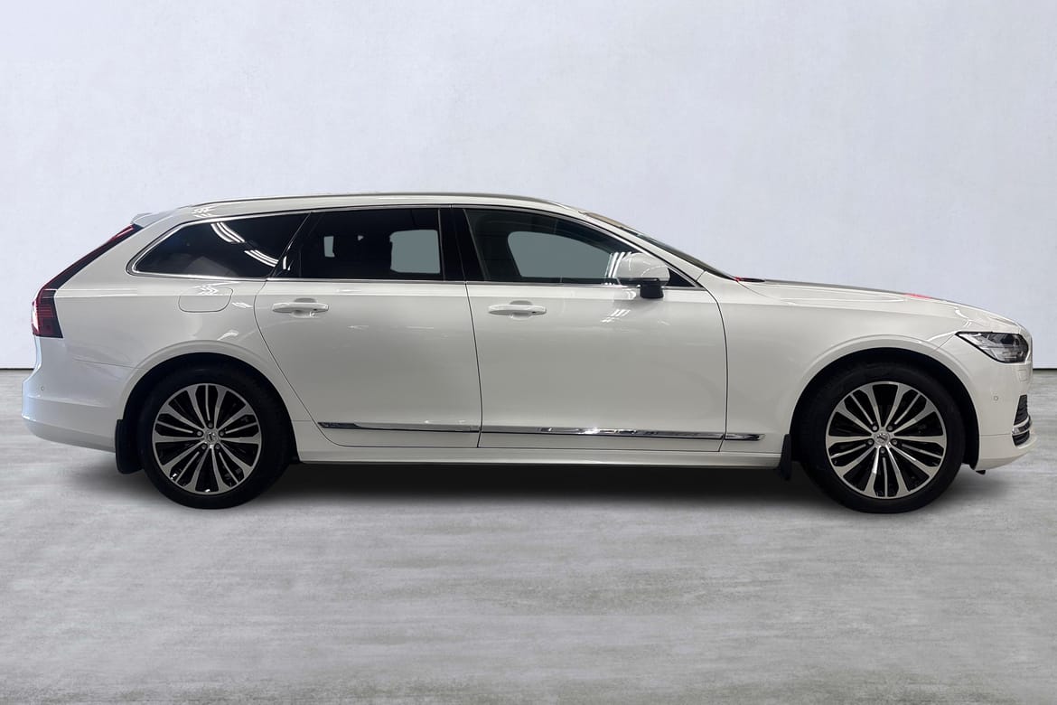 Volvo V90 T6 Core Edition II 2025, photo 3/10