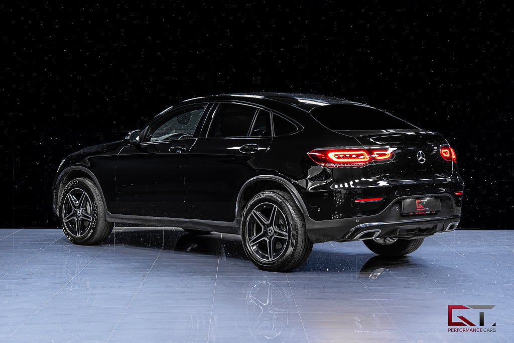 Mercedes-Benz GLC 300 de Coupé 4M AMG Cockpit Värmare Nightpack Dragkrok