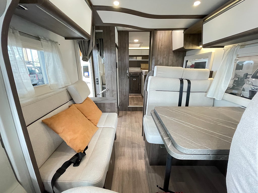 Benimar Tessoro 463 / B-körkort / Taksäng / Solcell / 165hk /  - Benimar