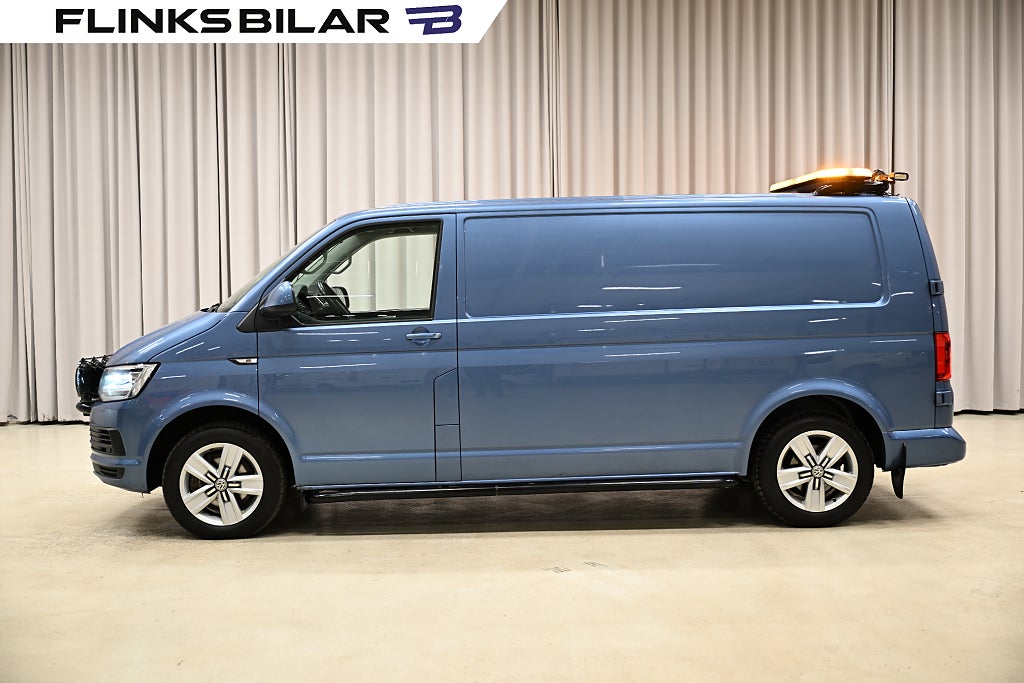 Volkswagen Transporter 4Motion 204HK L2|Nedlackad|LED|GPS|Backkamera|Leasvar