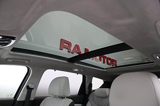 SUV Hyundai Santa Fe 18 av 33