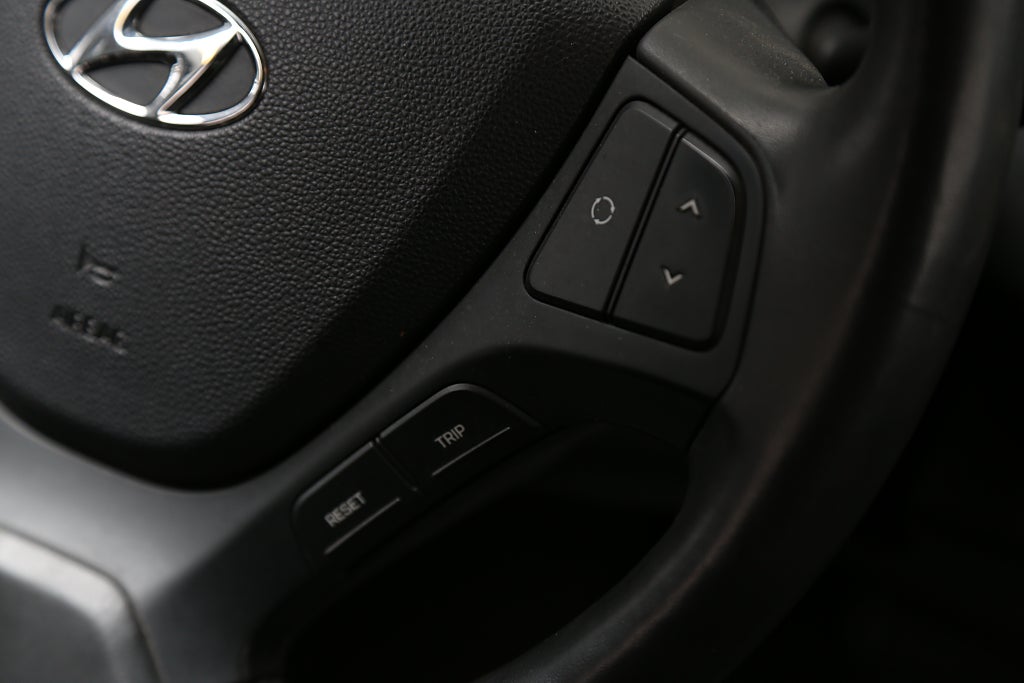 Hyundai i10 1,0 67hk Premium Automat Klima P-sensor Bluetooth 2017