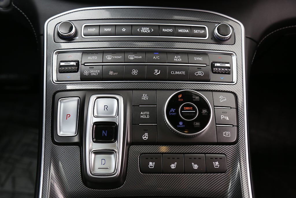 Hyundai Santa Fe 1,6 PHEV 265hk 6AT 4WD 7 sits Advance Motorv Drag 2023