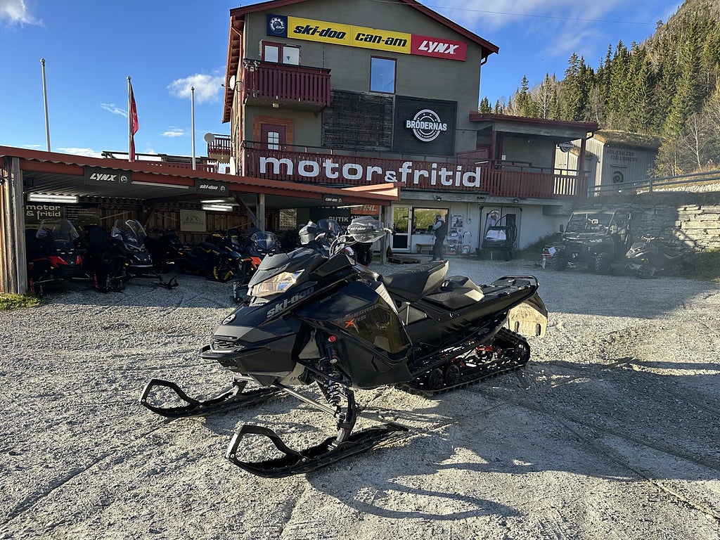 Ski-Doo Renegade X-RS 850 E-Tec -22 