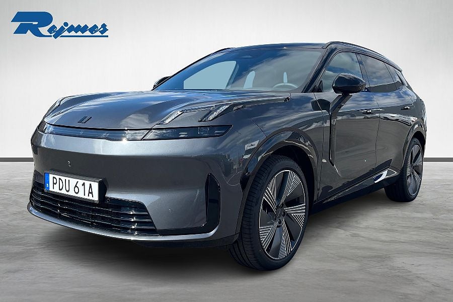 Lynk & Co 08 More PHEV