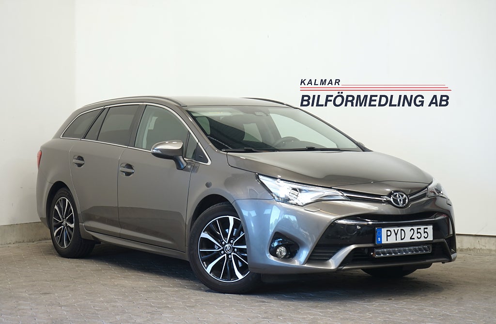 Toyota Avensis Kombi 1.8 Automat B-kamera Dragkrok 147hk