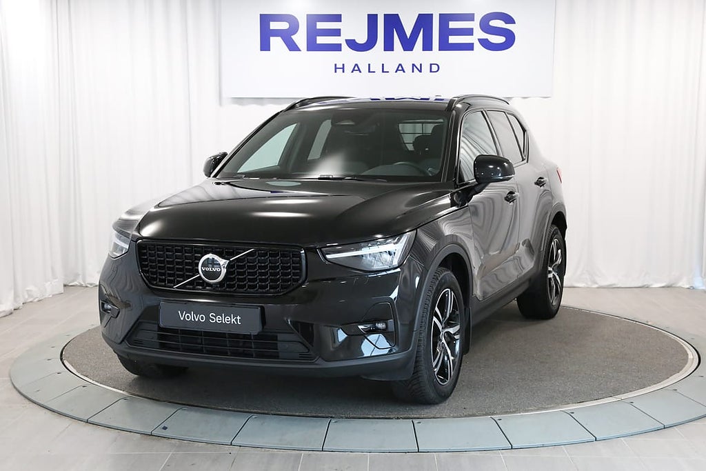 Volvo XC40 B4 FWD Bensin Plus Dark