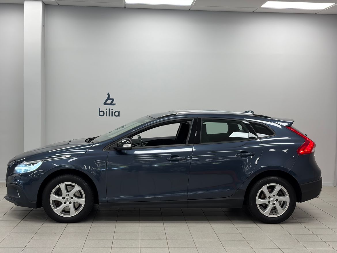 Volvo V40 Cross Country T3 Edition 2019, kuva 2/10