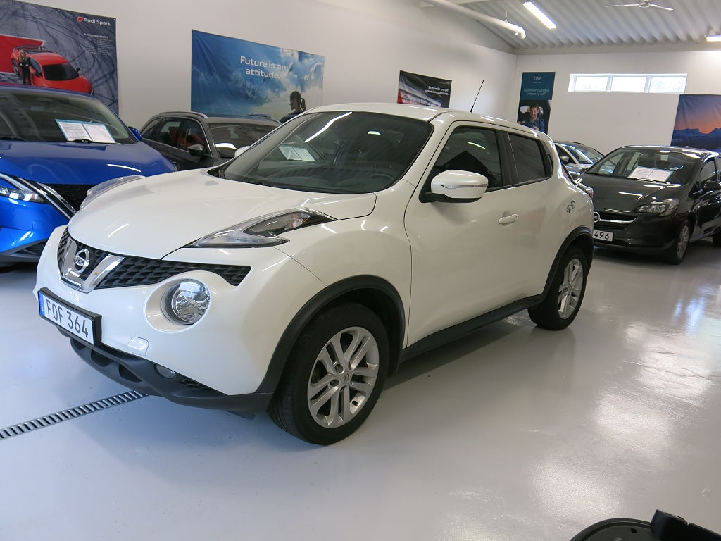 Nissan Juke 1.2 DIG-T N-Connecta En brukare Navi B-Kamera