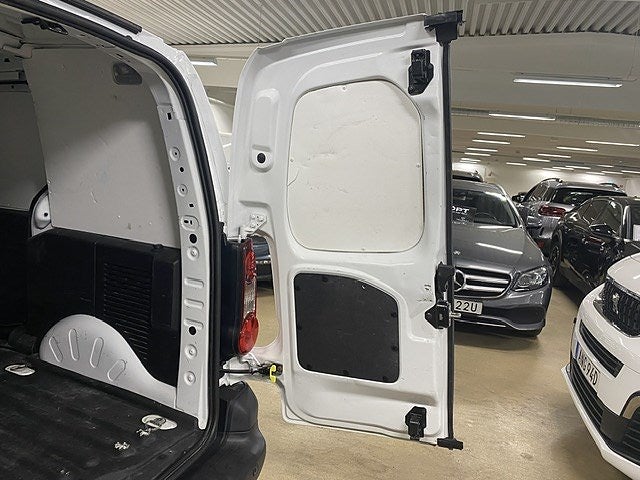 Bild på Peugeot Partner 1.6 BHDi 99hk L1 - FARTHÅLLARE