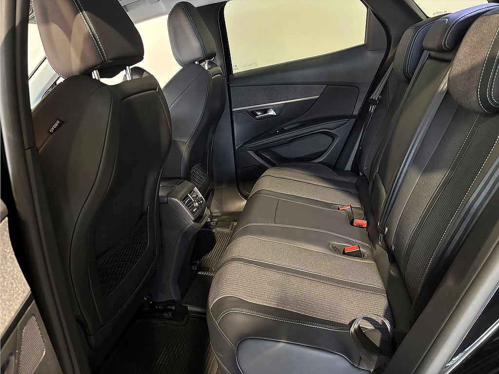 Bild på Peugeot 3008 Allure Hybrid4 300hk Aut AWD - B-KAMERA, NAVI
