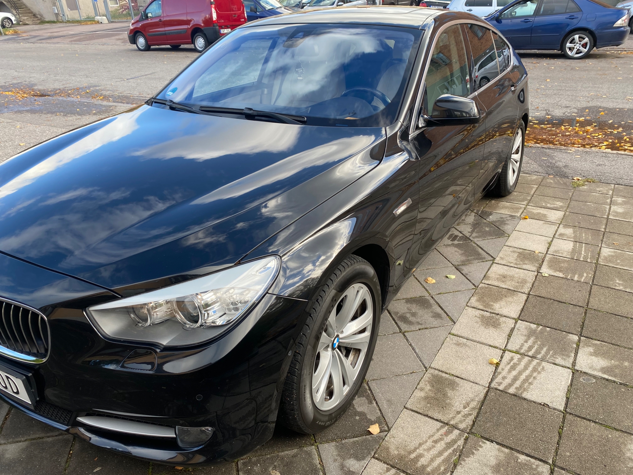 BMW 530 2013, bild 2/50