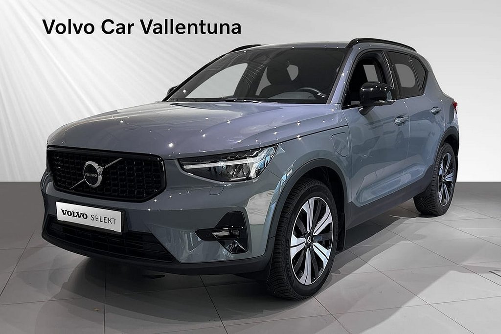 Volvo XC40 Recharge T4 Plus Dark