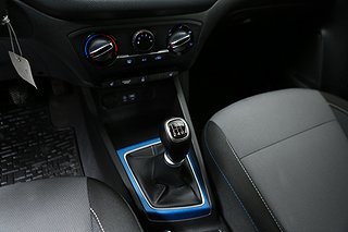 Halvkombi Hyundai i20 18 av 27