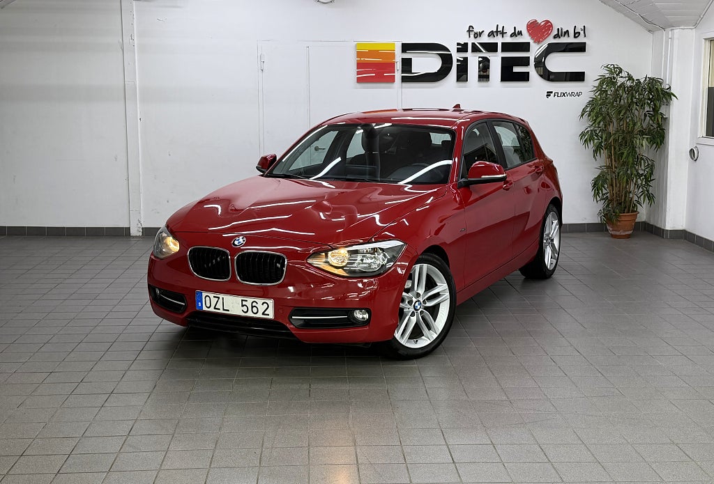 BMW 118d 5-dörrars Steptronic Sport line/Navi/18 Tum M-Fälger 