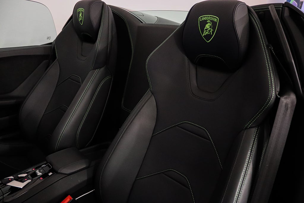 Lamborghini Huracán Evo Spyder LP-640-4 AWD 640hk