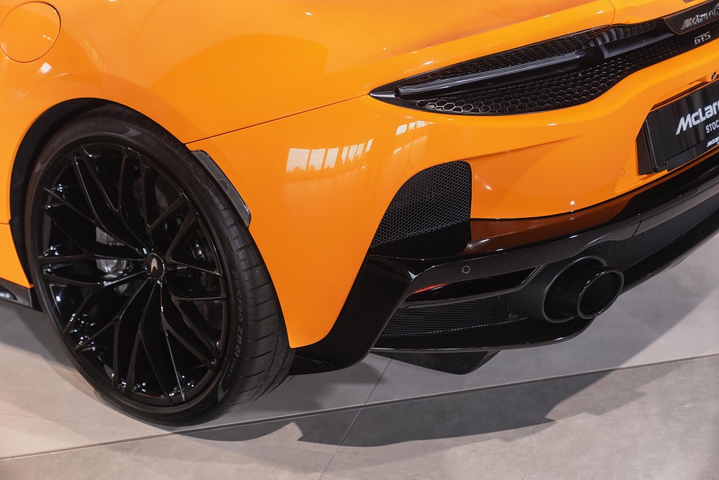 Gallery image 8 of 19