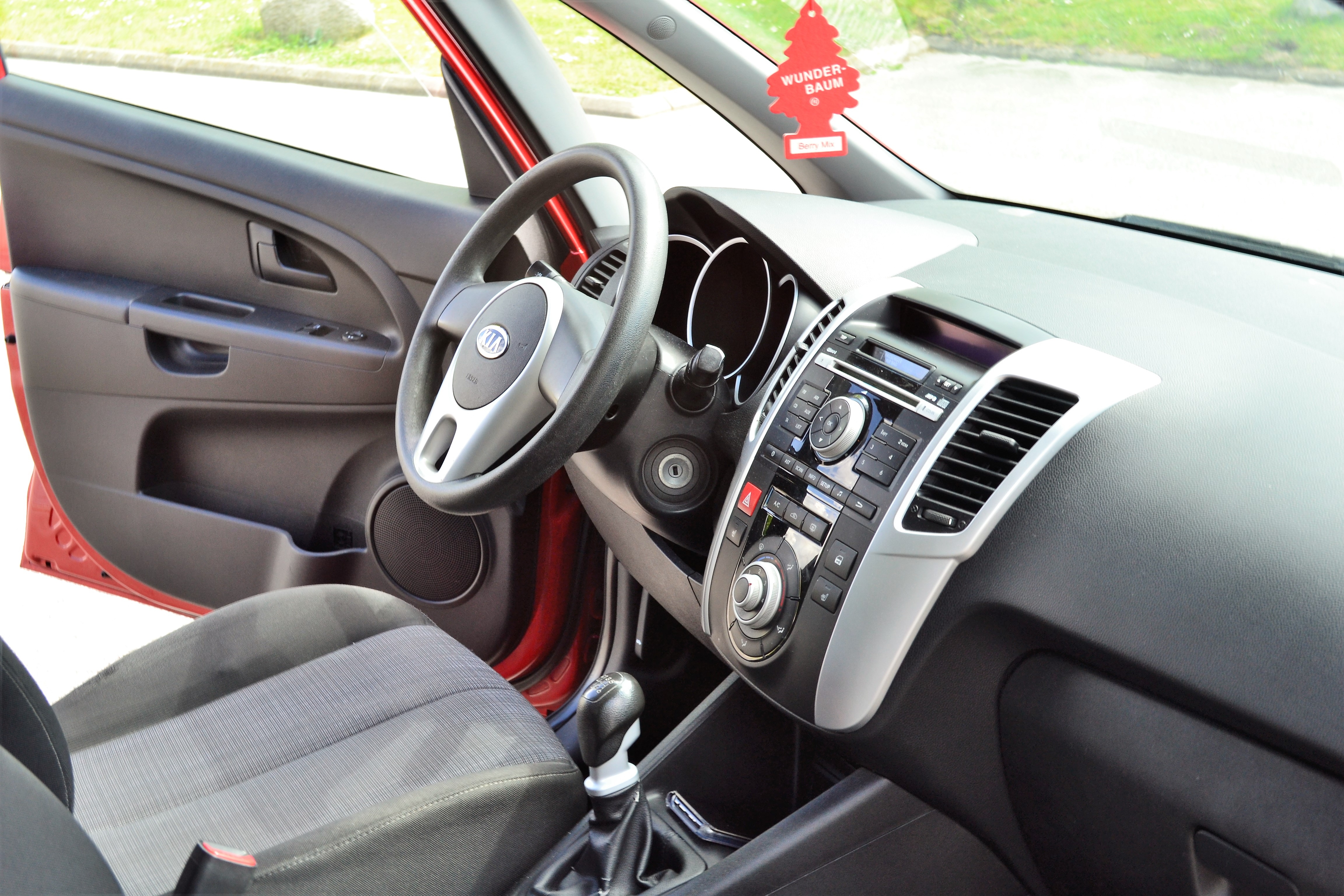 Kia Venga 1.4 CRDi 90hk, Kamkedja 2011, bild 5/10
