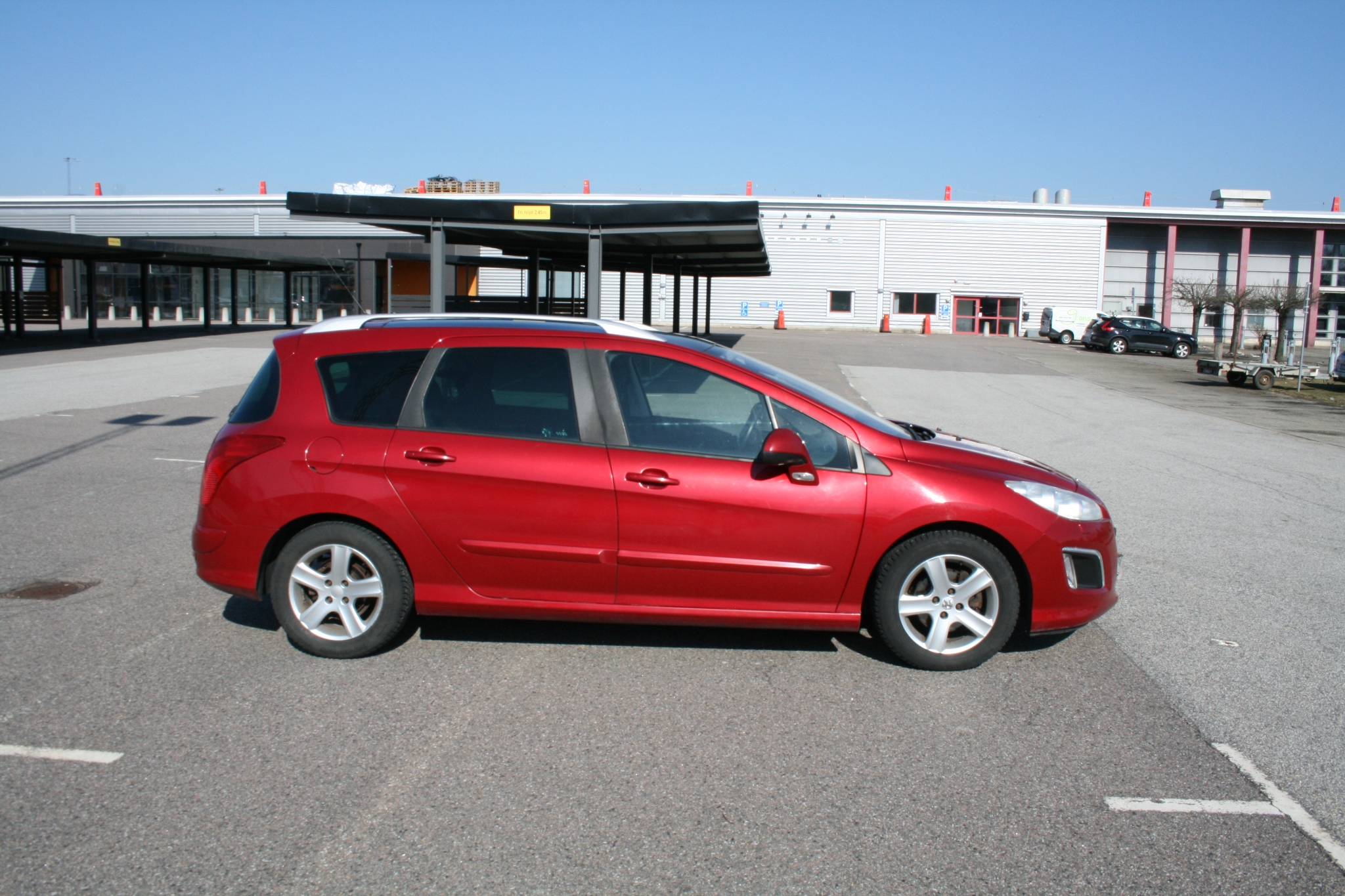 Peugeot 308 SW 1.6 e-HDi FAP Euro 5 2012, bild 4/44