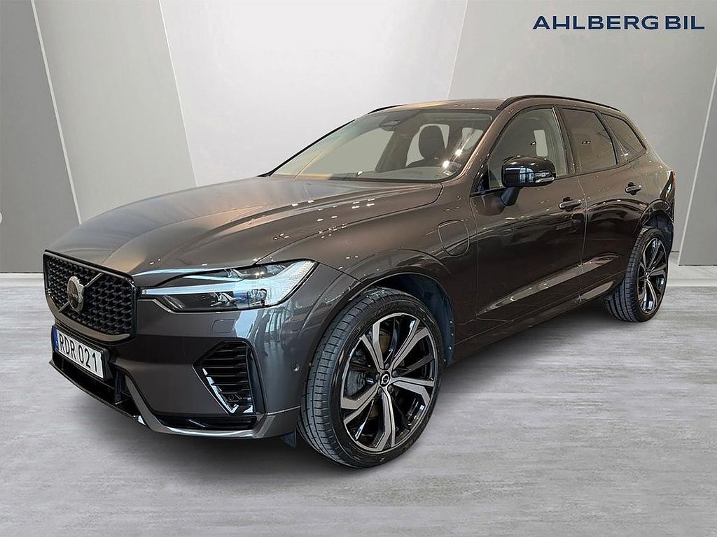 Volvo XC60 Recharge T6 II Plus Dark Edition.