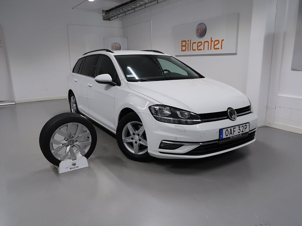 Volkswagen Golf *KAMPANJ* 1.5 TSI GT V-Däck ingår Värmare-CarPlay-Adapt