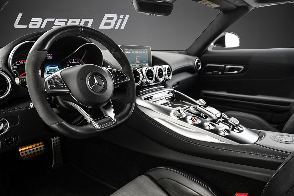 Mercedes-Benz AMG GT 2018 - miniatyr 6