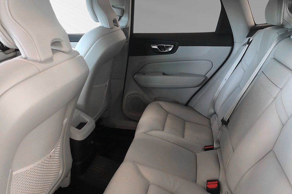 Volvo XC60 2019 - miniatyr 9