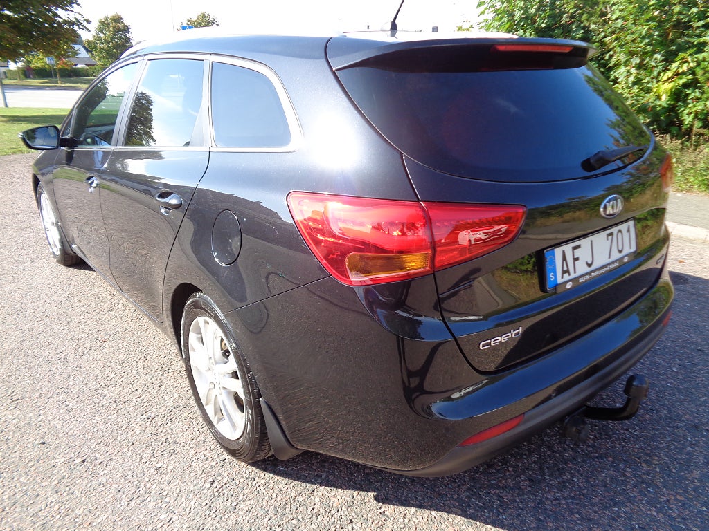 Kia cee'd_sw 1.6 CRDi Automatic, 128hp, 2014